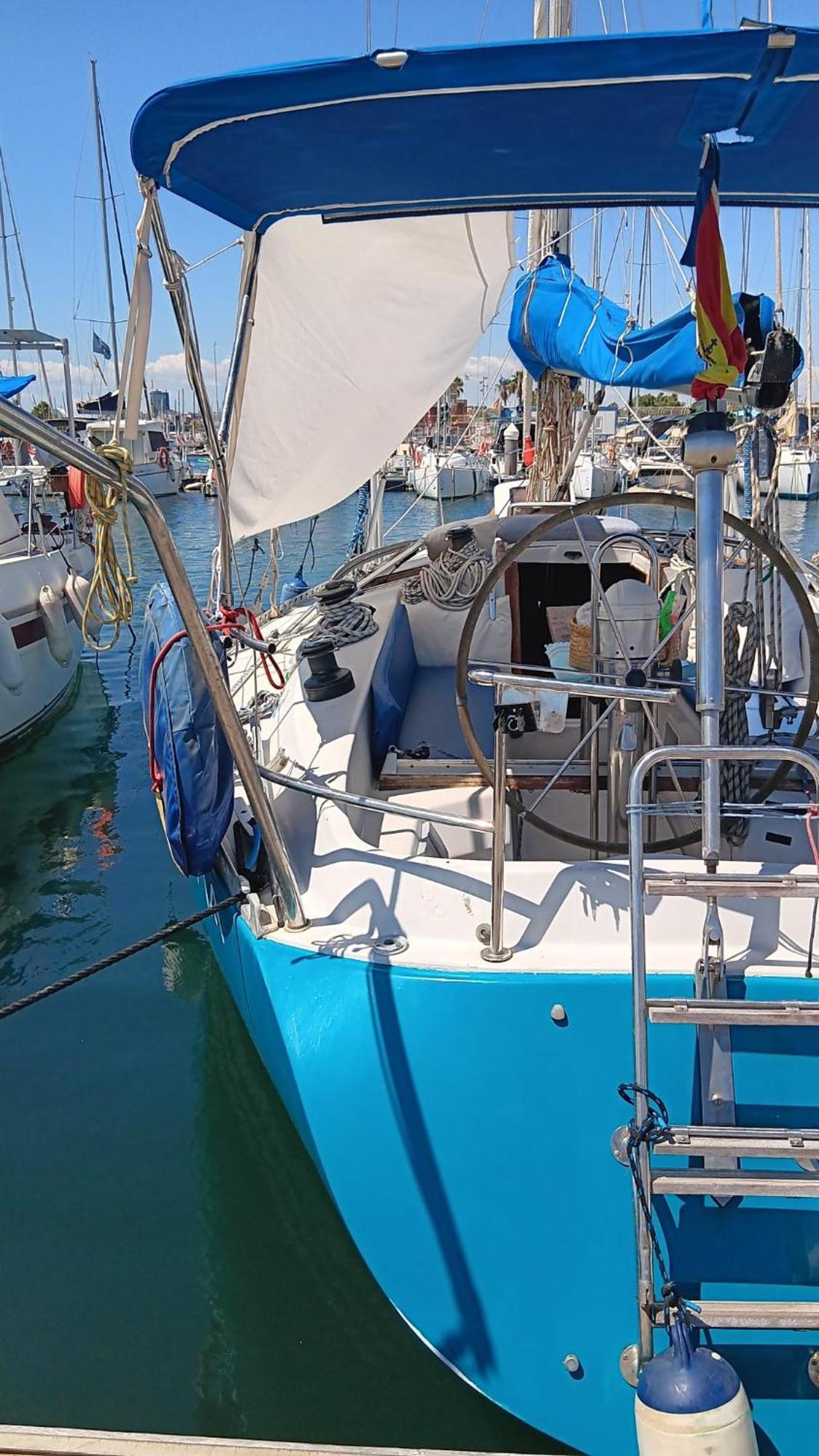 Bateau-hôtel Sailing District - Barco Para 5 En La Marina Norte *